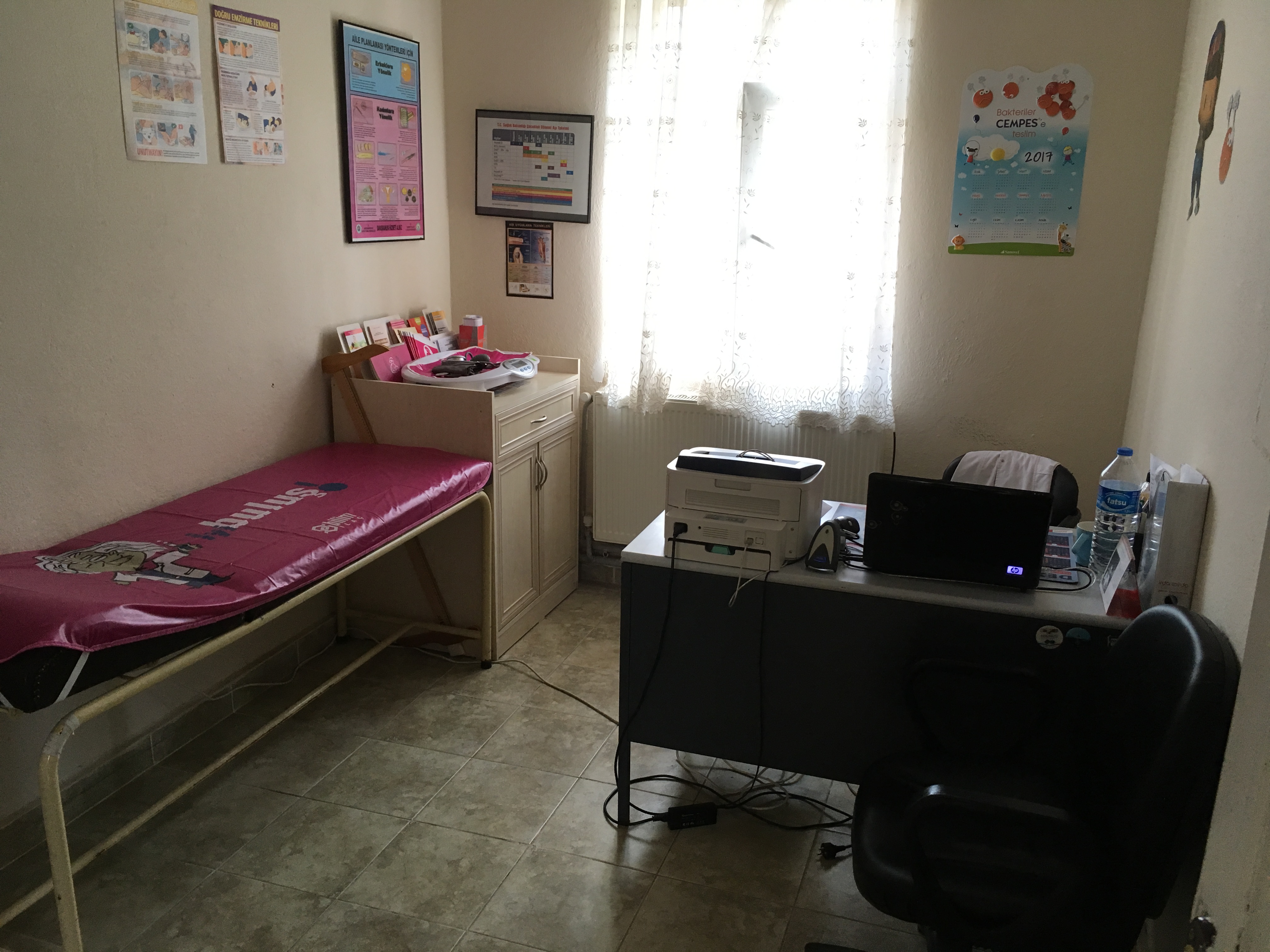 bebek izlem-aşı odası